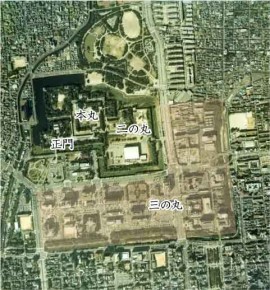 現在の名古屋城周辺の様子　国土画像情報（カラー空中写真）　国土交通省　より