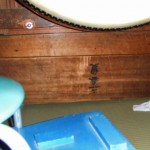 三番叟の板 ここにあの大きな体の若い衆が3人乗るわけです…