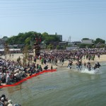 波打ち際が　せまります　3