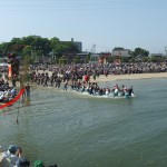 もうそうとう　潮が…