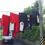 赤黒も干します。影干し