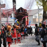 成岩神社打ち込み直前　若い衆02