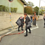 今年の綱係は、私の一つ上の先輩たちです。