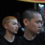 目が飛び出しそうなくらい後楫後見の指示に集中しています。見逃すわけにはいかないですからね。