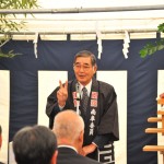 山車組長からお礼のご挨拶。今日はいい夫婦の日なのに、来てくれてありがとうって感じw